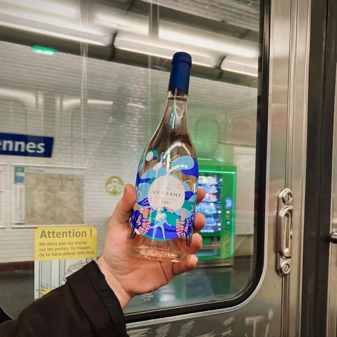 简约化酒包装设计图片,这些酒包装设计太上头了