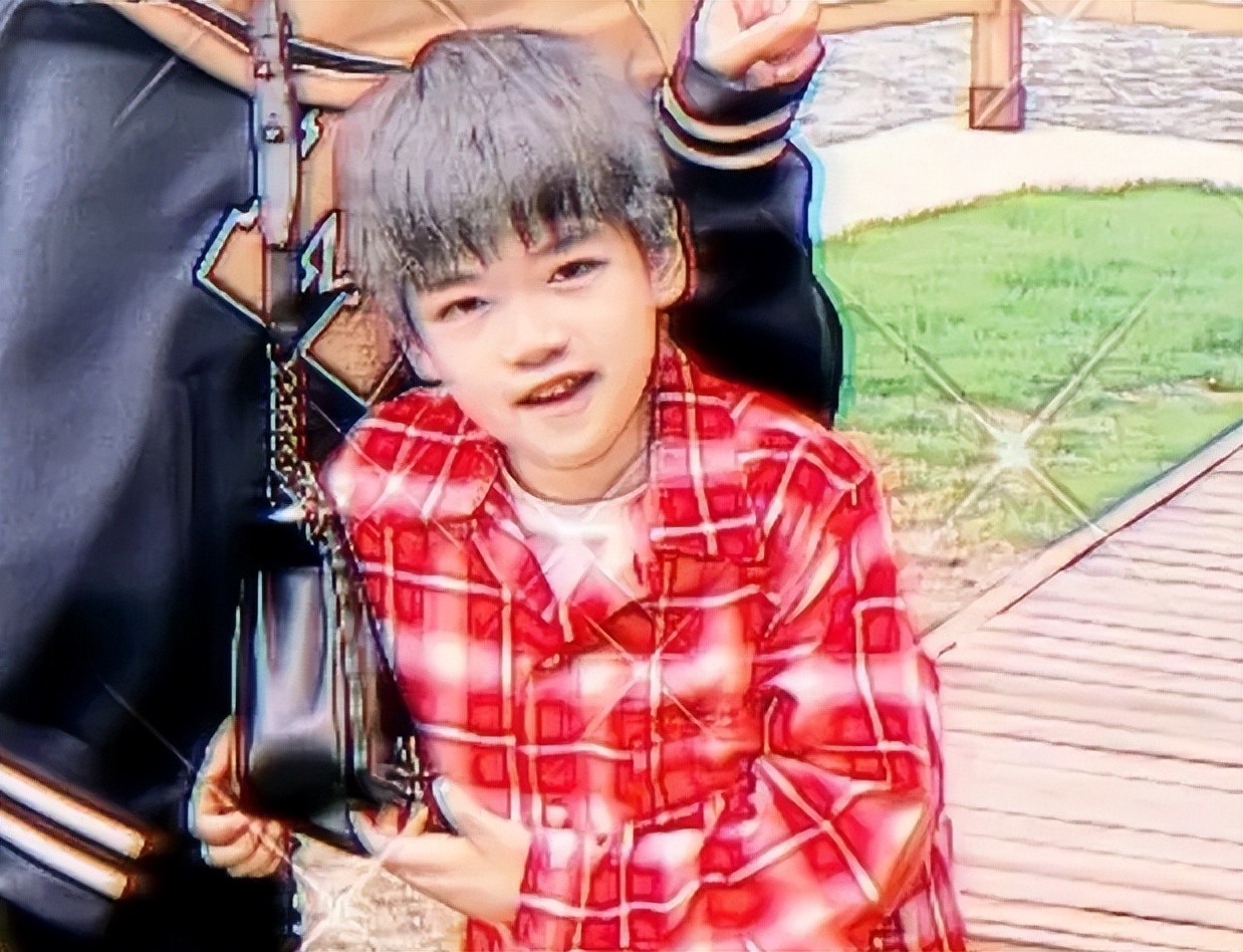 陈妍希看梅西比赛,陈妍希带娃看梅西比赛