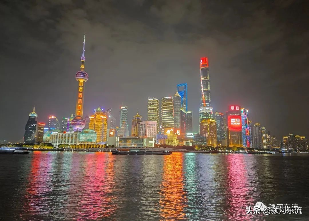 陆家嘴国际金融中心入驻商场,陆家嘴中心和陆家嘴金融广场