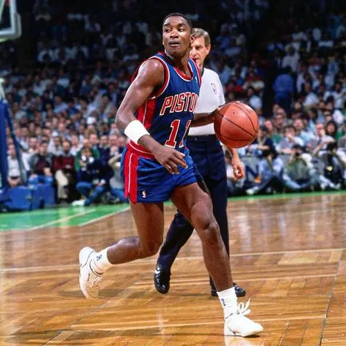 湖人这几年的选秀怎么样,盘点湖人近几年选秀