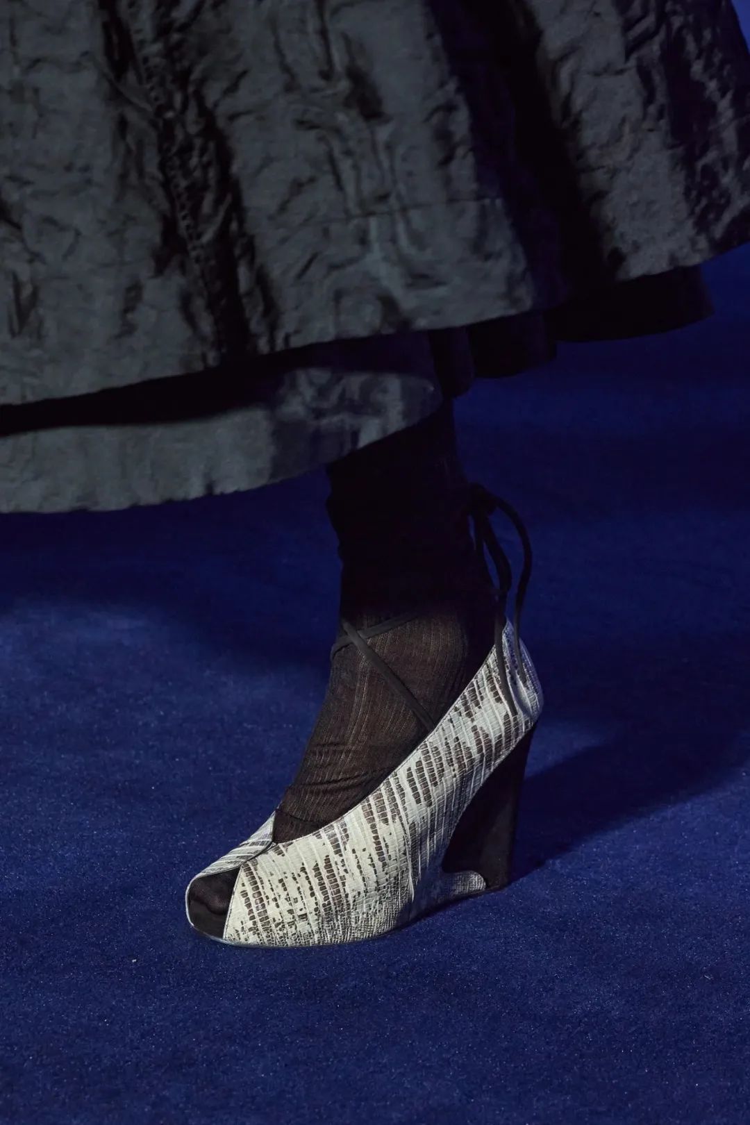 2023秋冬伦敦时装周收官,2022秋冬巴黎时装周什么时候开始