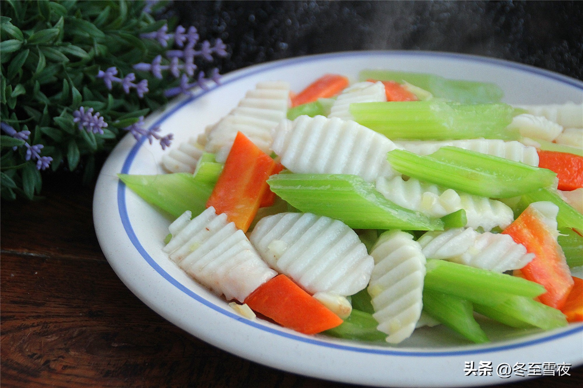 芹菜怎么吃好消化,芹菜炒什么通肠胃
