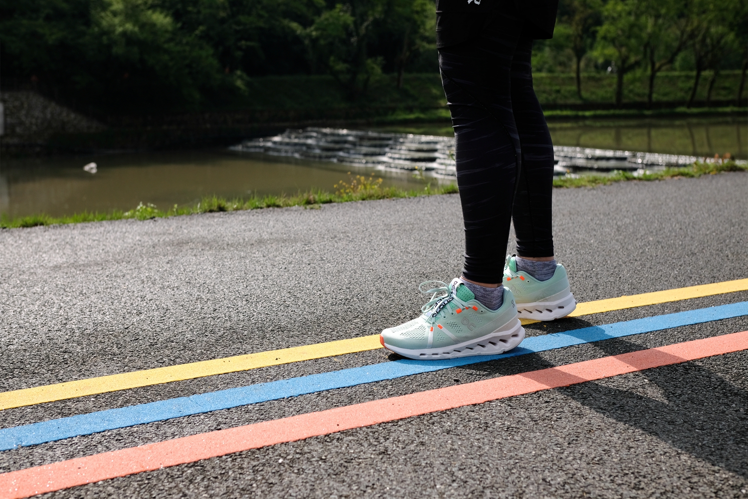 昂跑全新一代cloudsurfer跑鞋,昂跑cloudaway跑鞋评测