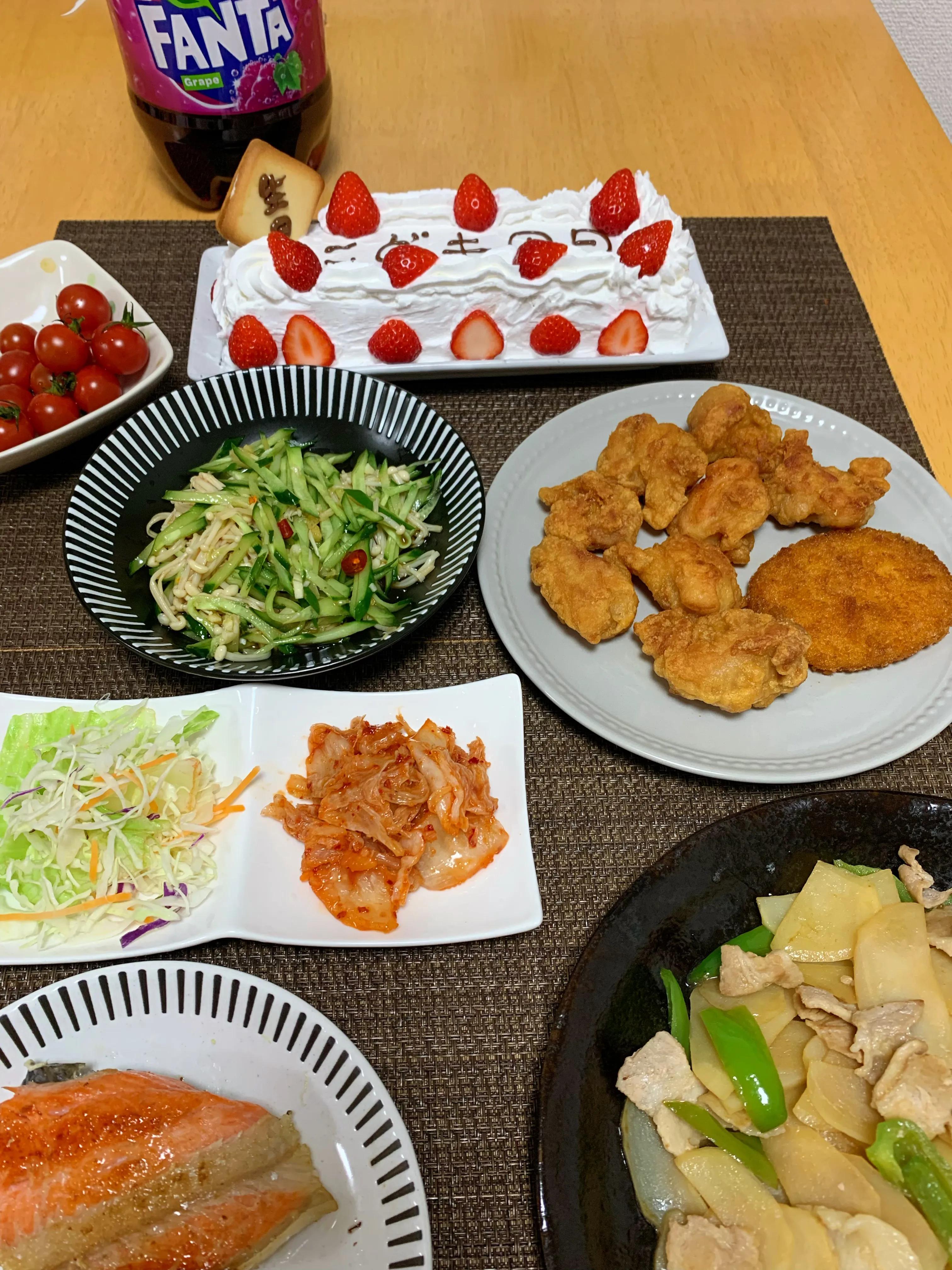 初到日本四个月，迎来了儿童节（こどもの日），入乡随个俗吧！