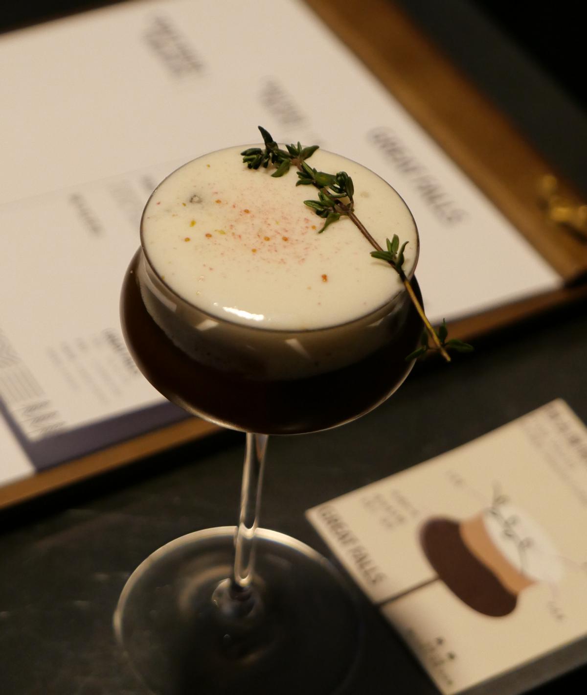 我,90后,酷爱咖啡,为了咖啡事业从银行裸辞去沪飘,累并快乐着