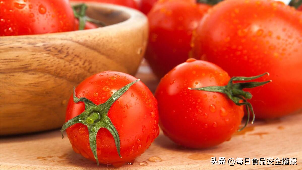 注意，青岛曝光49批问题食品，含西红柿、生鸡肉、虾蛄、橘子