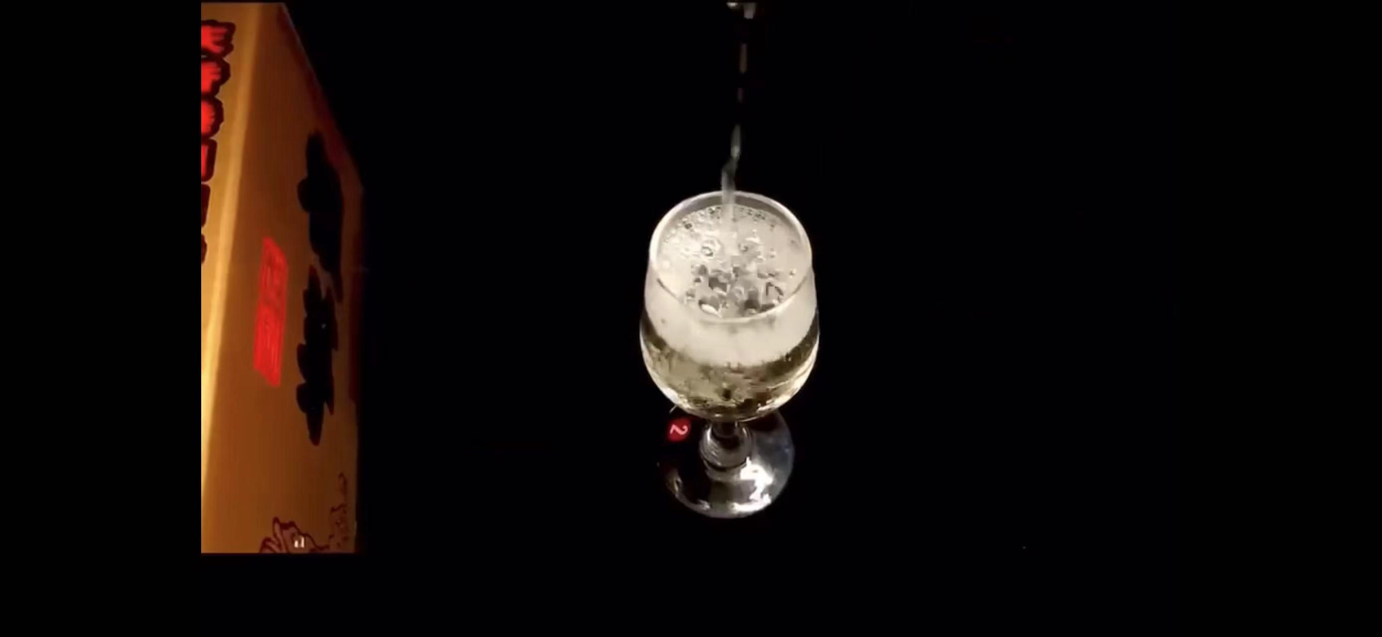 老酒赖茅97香港回归纪念酒1000ml,赖茅97庆香港回归特制酒真假鉴别