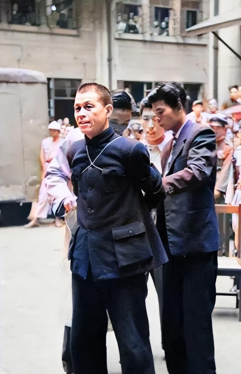 纳粹德国屠杀犹太女人,变态纳粹