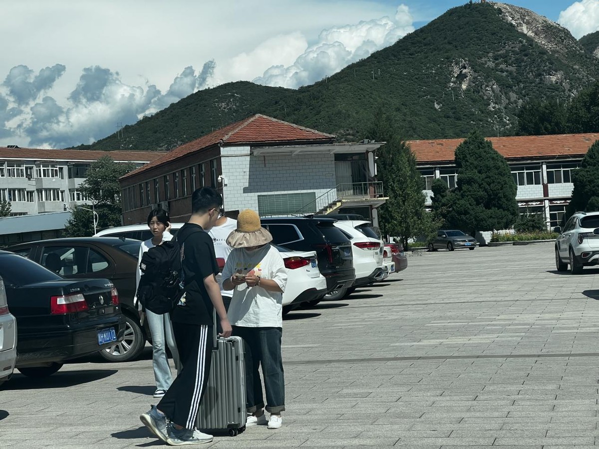 承德圣泉高中建设怎么样了,承德圣泉高级中学