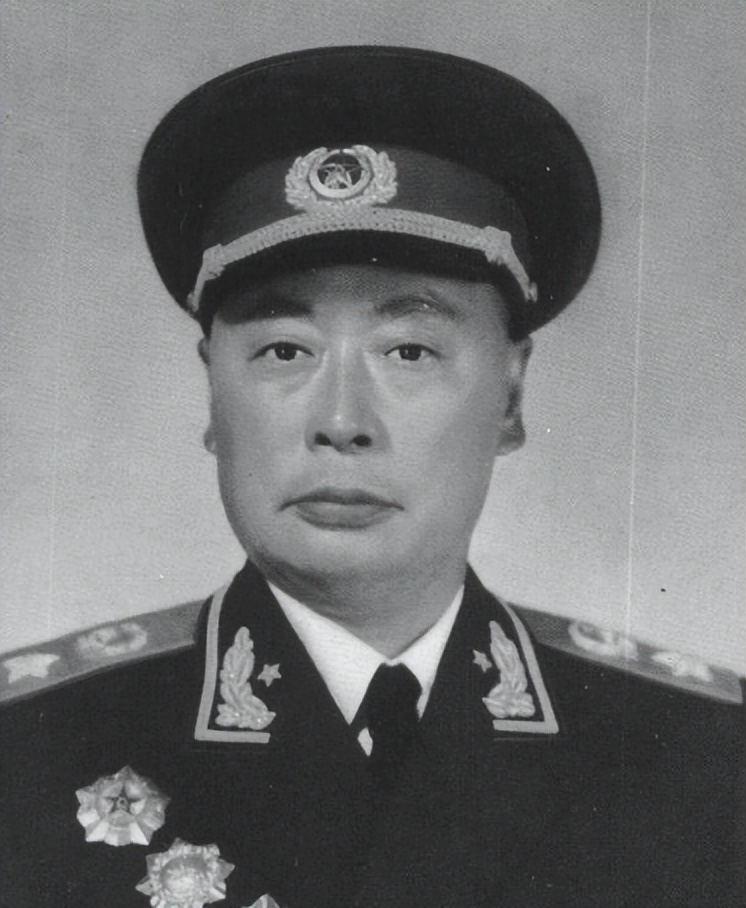 1949年毛主席定都北京，谈及原因主席坦言：其他几个地方更不行