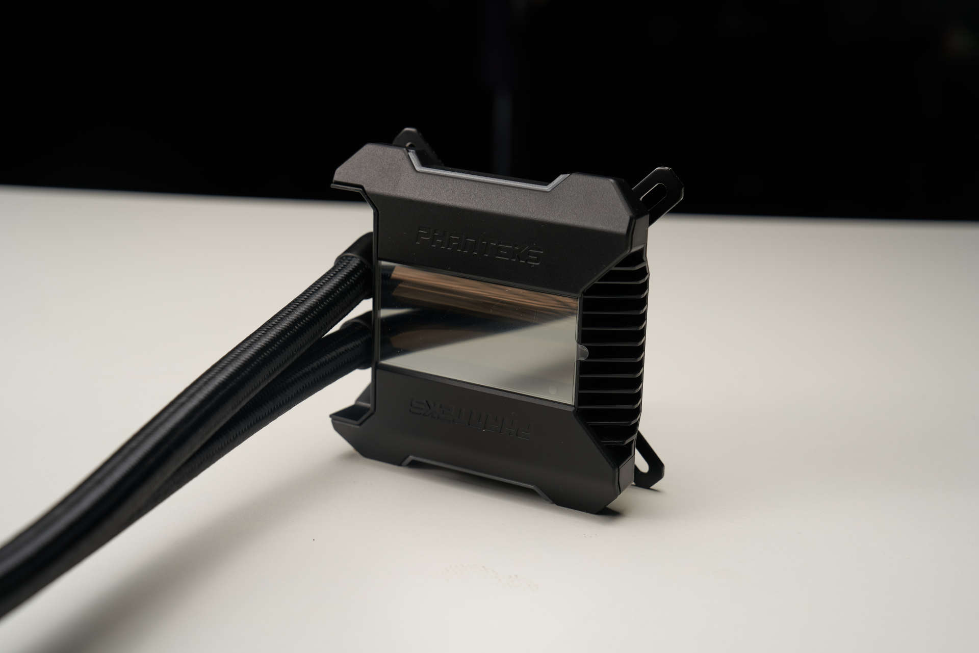 想玩光追，还要便宜还要ITX？浅谈一下如何选择硬件