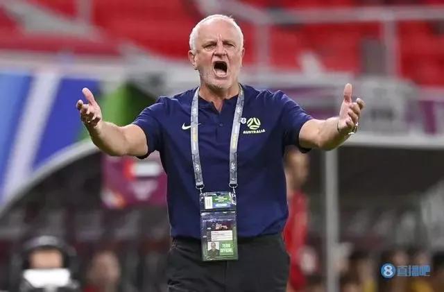 李铁执教国家队的成绩,李铁执教年薪多少