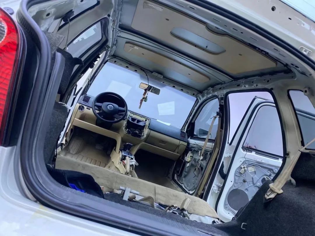 老款大众polo拆解内饰全过程,旧polo翻新视频