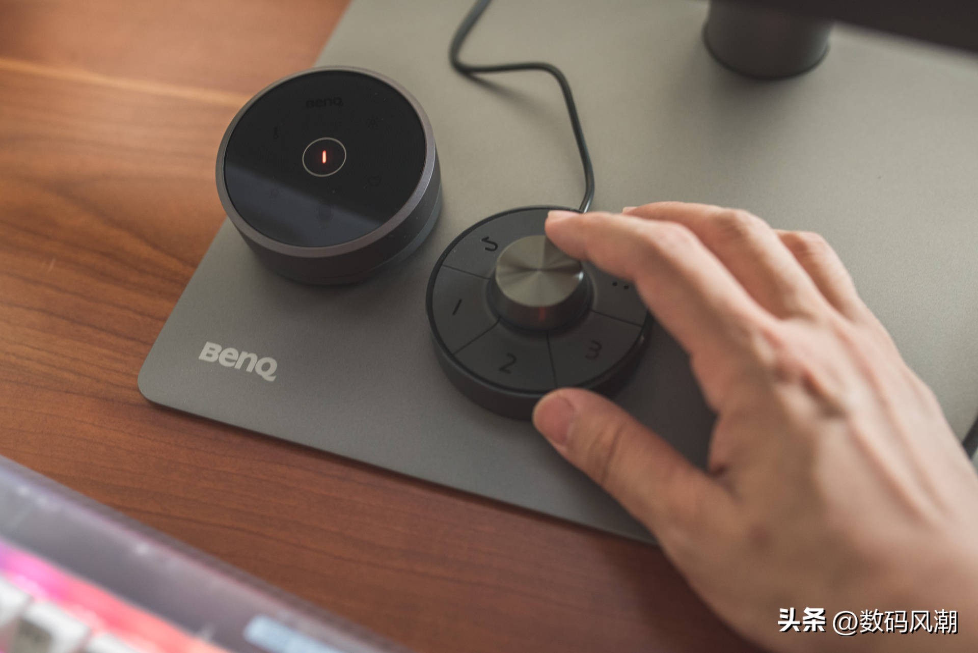 晒出心目中的桌搭工作台，十件新老数码单品，总有一件你会想入手