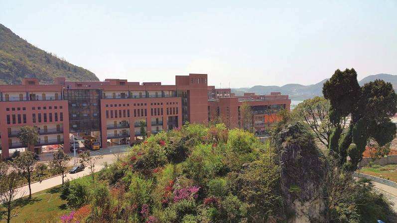 贵阳市城市建设学校是大专吗,贵阳城乡建设学校全景
