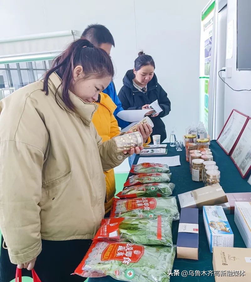 三八妇女节巾帼魅力绽芳华图片,情暖三八节巾帼绽芳华文章