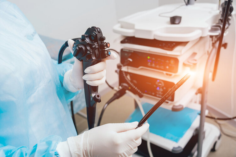 做胃镜选择无痛还是常规的好,做胃镜做一般的好还是无痛的好