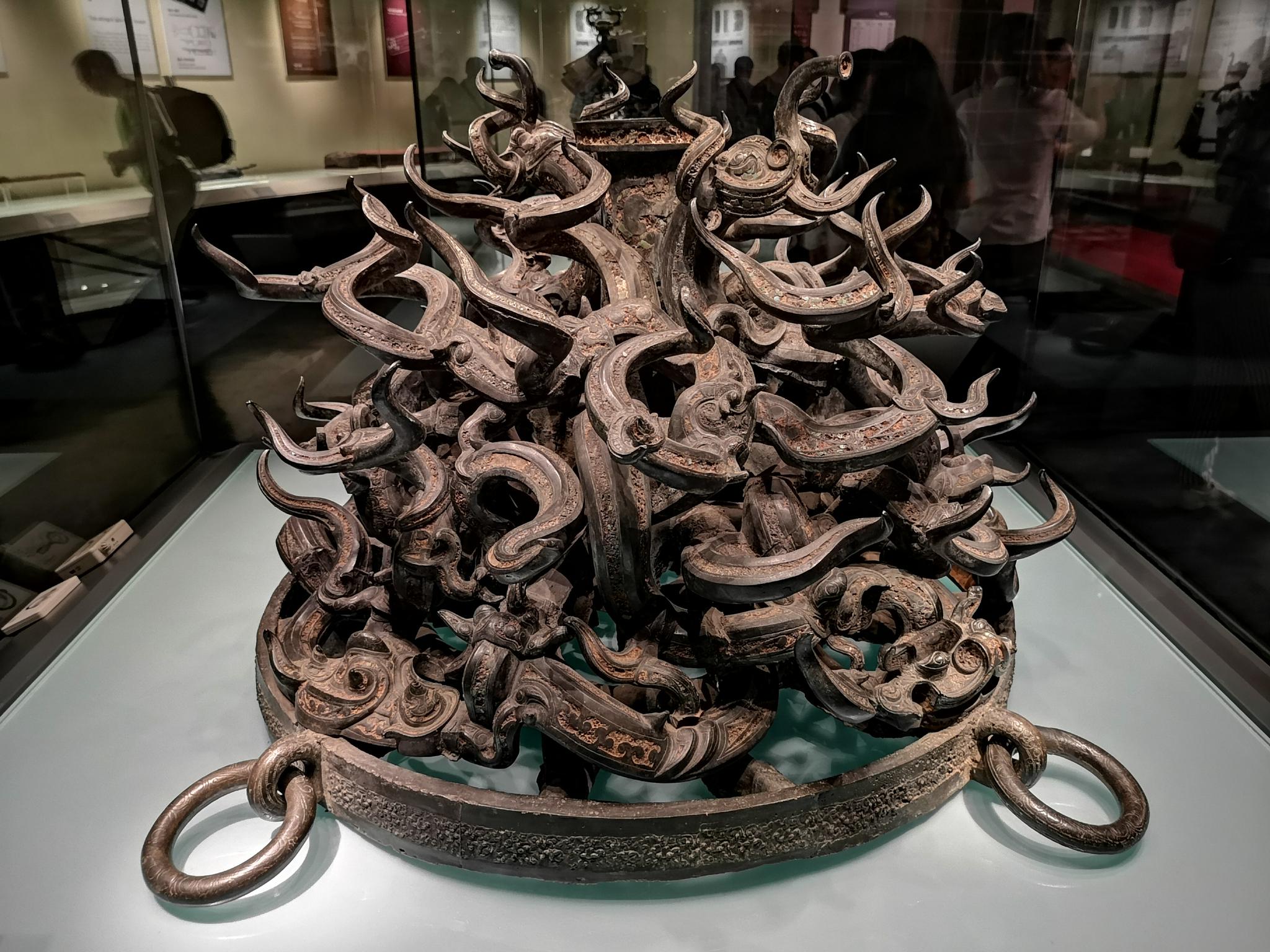 神秘的青铜器三星堆,神秘商代青铜器视频