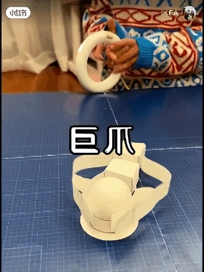 手机影响孩子的眼睛,更影响思维方式,索尼帮你解决你焦虑的问题