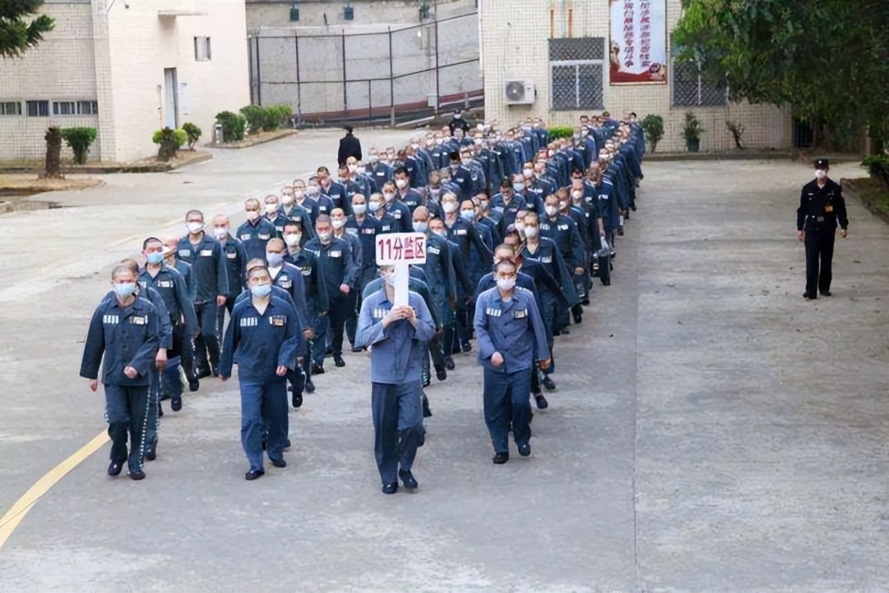 监狱对服刑人员规定,监狱对服刑人员的监护义务