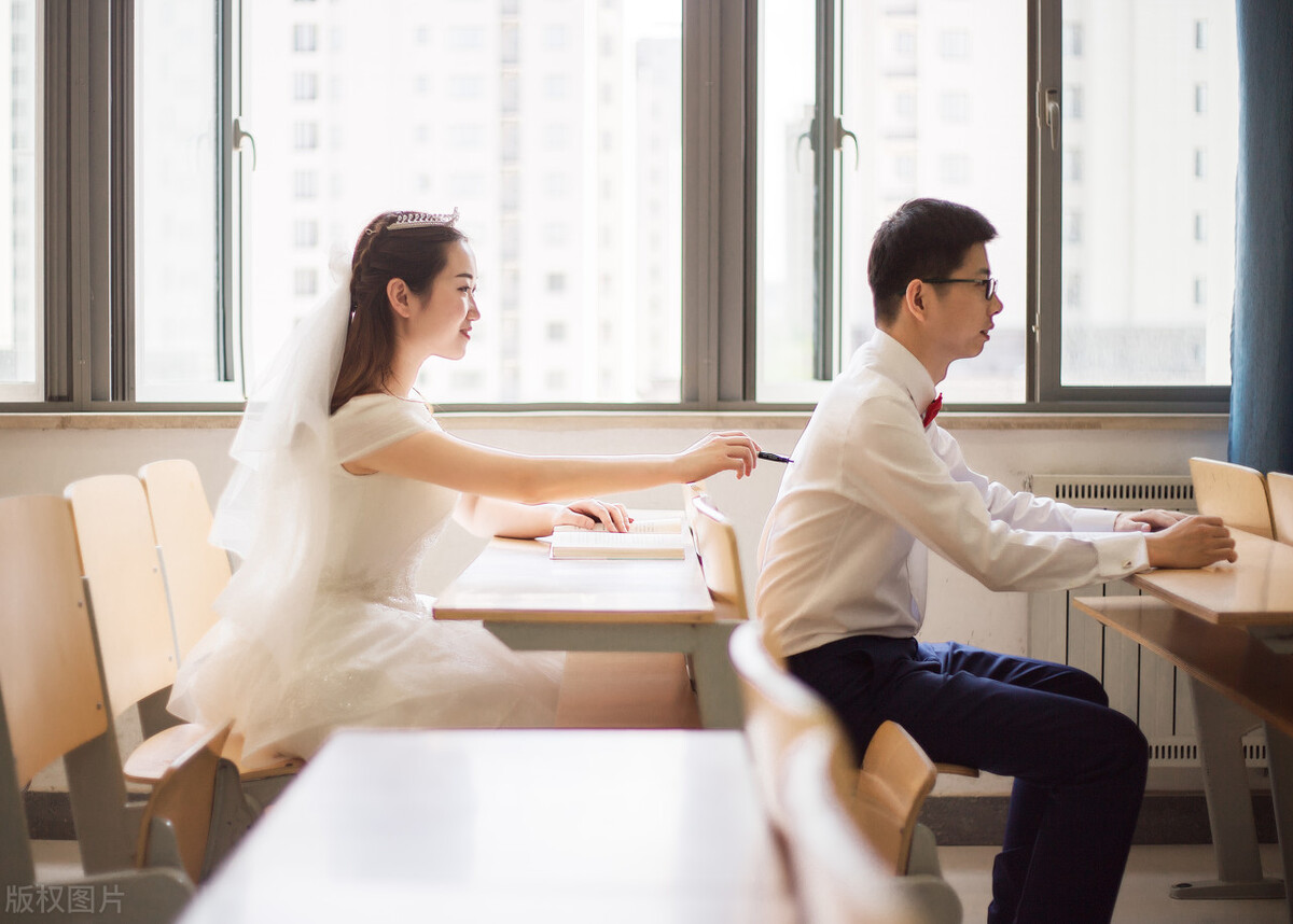 超甜恋爱小故事分手后怀孕,故事分手后影帝追悔莫及