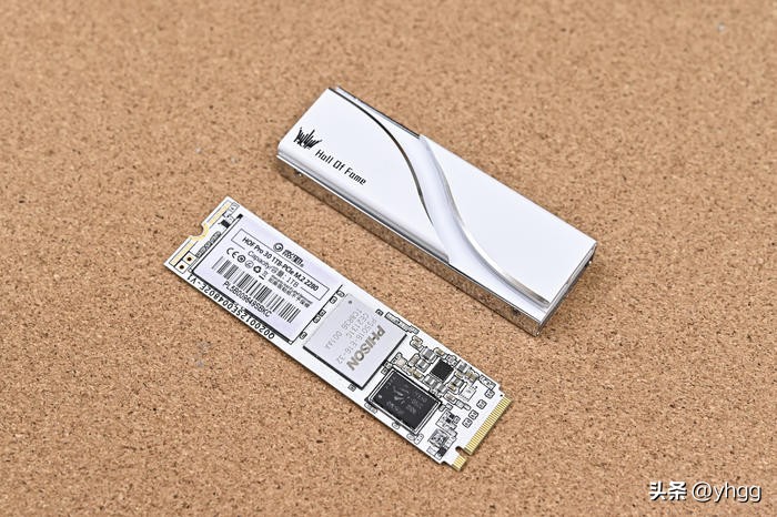 低调实用中塔——ROGZ690HERO+影驰4070Ti+银欣FARAB2装机展示