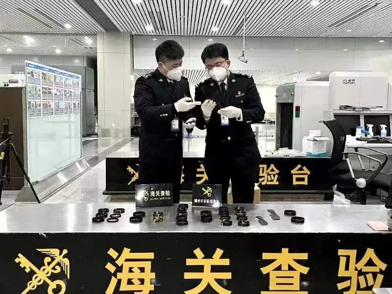 玳瑁手链图片,玳瑁的手链