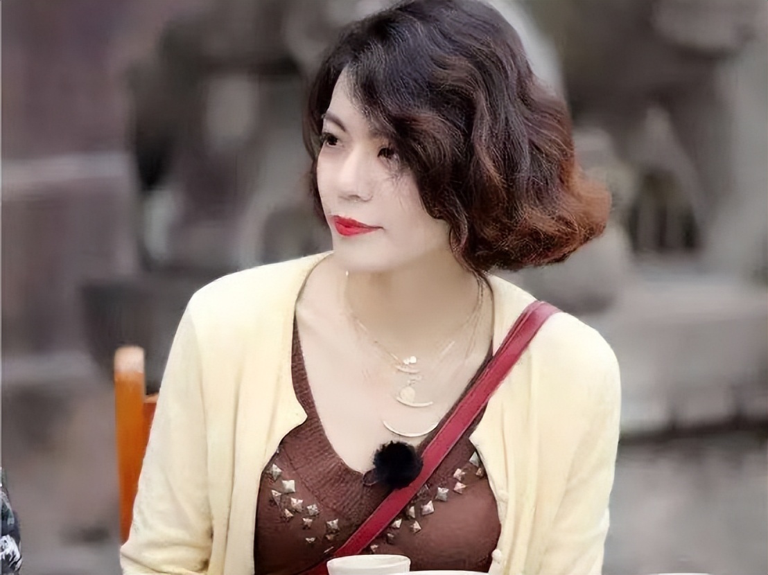 “复旦女神”陈果：从万人追捧到跌落神坛，她到底做错了什么？