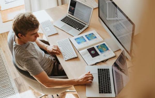 鍛煎彨涓績瀹㈡湇澶栧寘鍝涓撲笟,鍛煎彨涓績瀹㈡湇澶栧寘宀椾綅