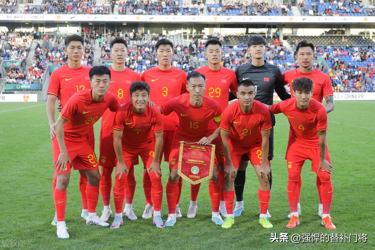 国足后防线迎来新高塔！1米89中卫首秀惊艳，3项数据全场最佳