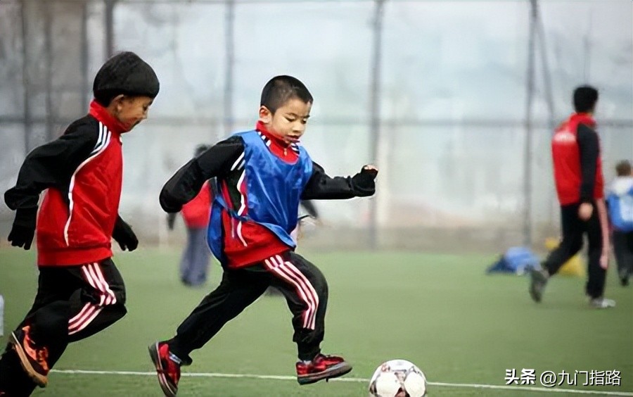 中国为什么足球人口少,中国足球是因为人数少吗