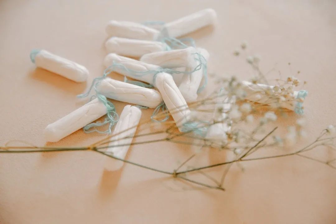 女生经期多久换一次卫生巾？改掉这几个坏习惯，有利于*处私**健康
