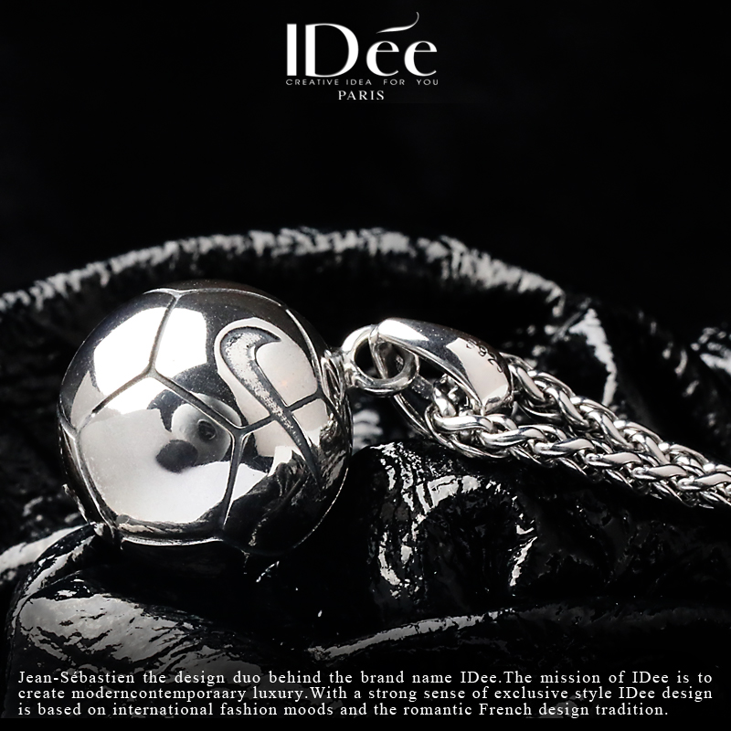 领路足球,银足球饰品