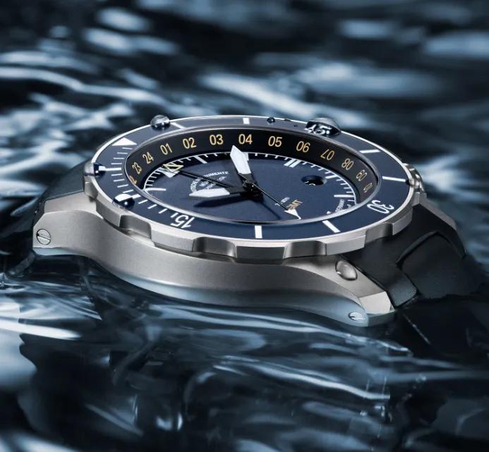 欧米茄海马300白盘和黑盘哪个漂亮,欧米茄海马300性价比怎么样