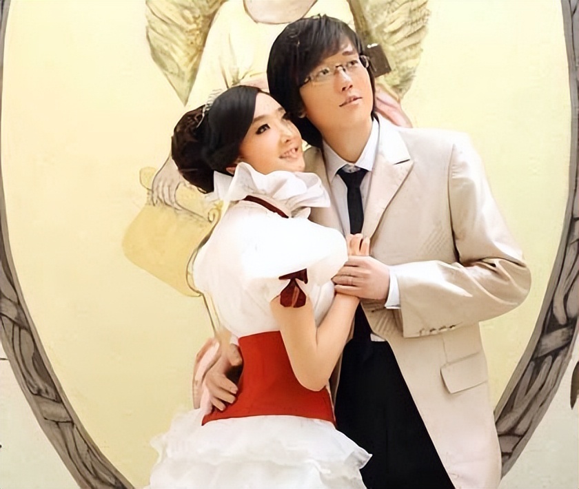 凤凰传奇曾毅的老婆微博,凤凰传奇曾毅妻子是哪里人