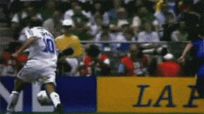 艺术足球齐达内,足球大师齐达内价格