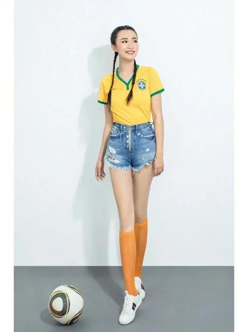 王曦梁主持人抖音号,央视主持人王曦梁抖音