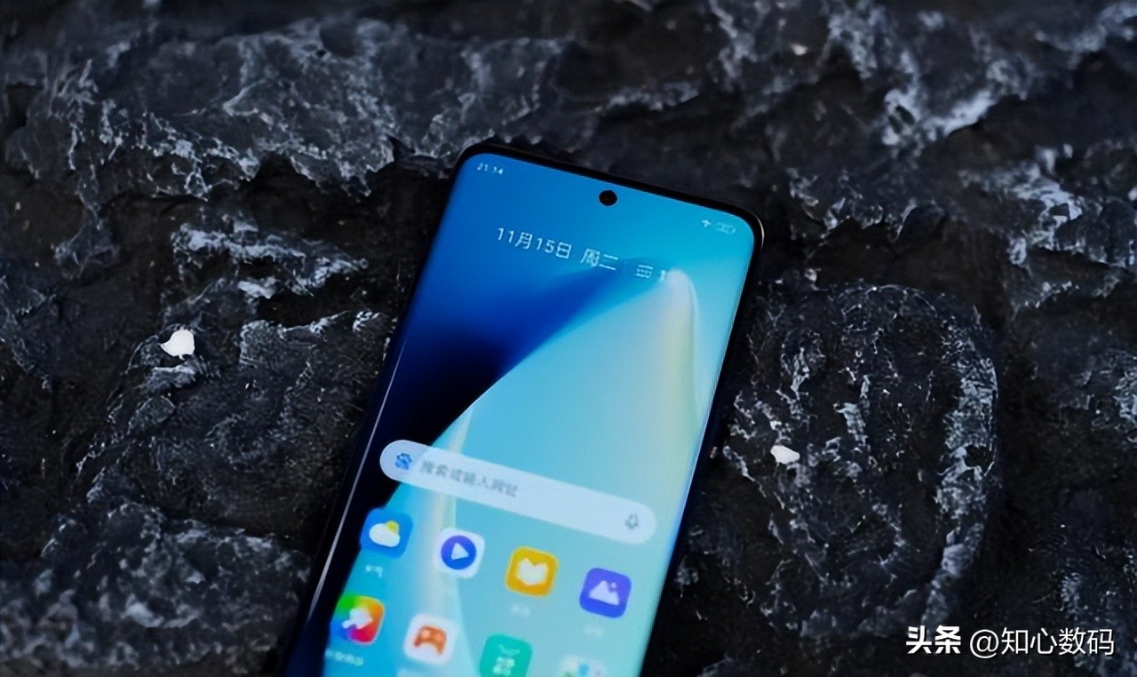realme新千元机曝光颜值堪比旗舰,realme下半年千元机