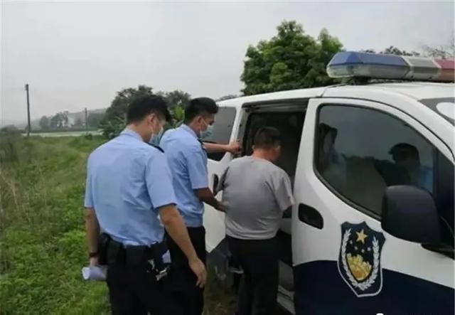 我是一个40岁的女人,名叫梅子,生活在陕西西安。