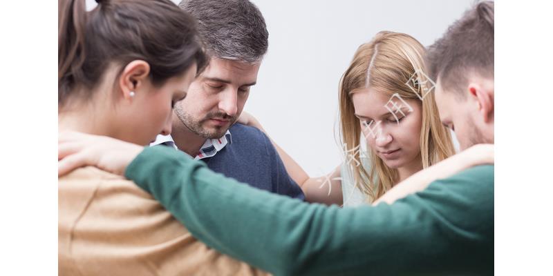 无意发现婆婆出轨了怎么办,发现婆婆出轨我可以告诉我娘家吗