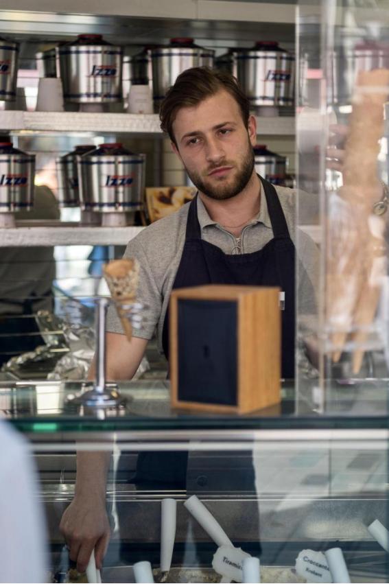 土耳其帅哥全部视频,土耳其的帅哥排行榜