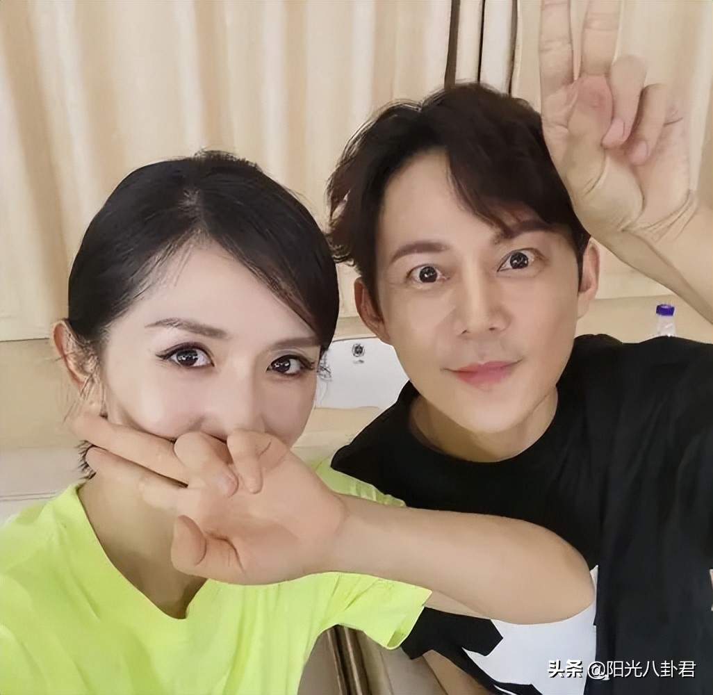 谢娜主持的浪姐完整视频,谢娜为什么会是浪姐第一名