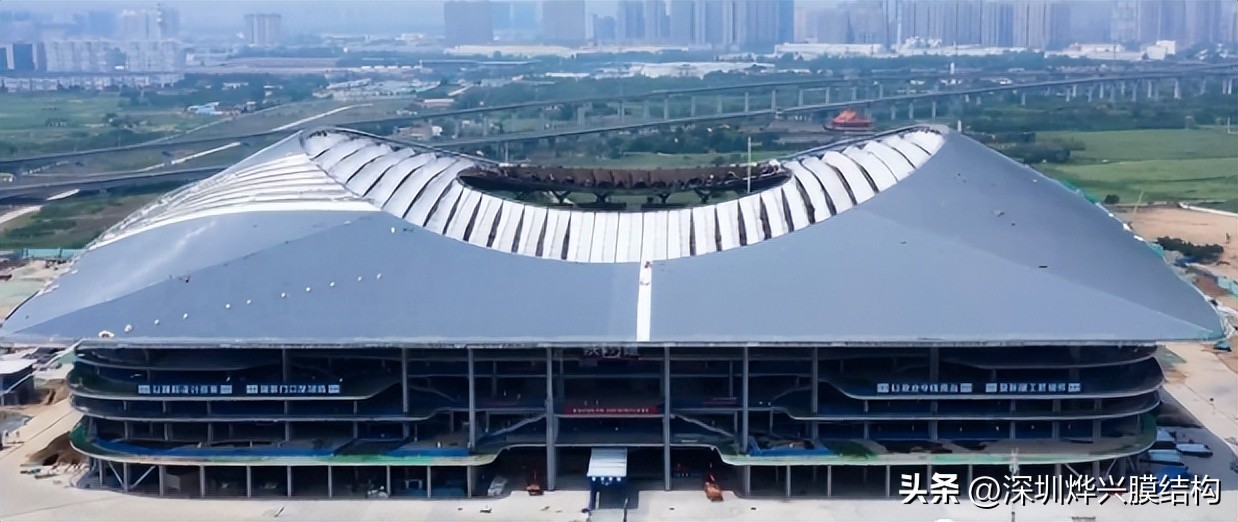 西安国际足球中心在哪,西安国际中心最新头条