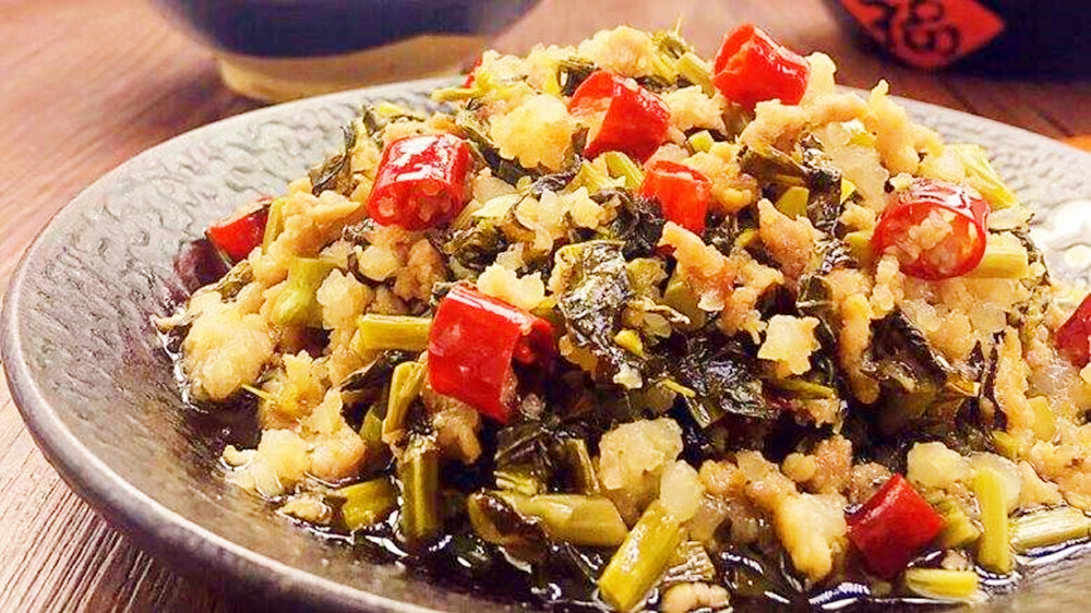 手把手教你腌酸菜的正确做法,广东阿姨分享腌酸菜的方法