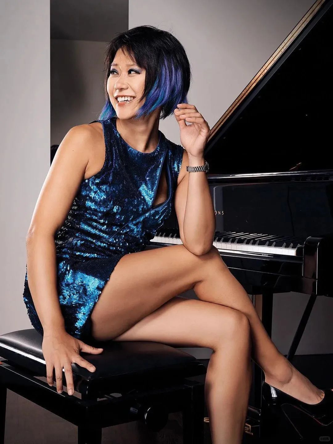 郎朗同门师妹奏钢琴,郎朗师妹蜜蜂飞舞钢琴完整版