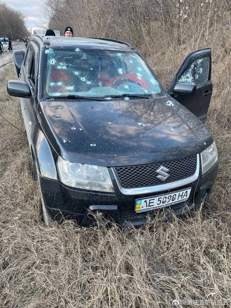 丧尽天良！乌军*杀虐**俘虏平民曝光，欧洲“纳粹文化”有多严重？