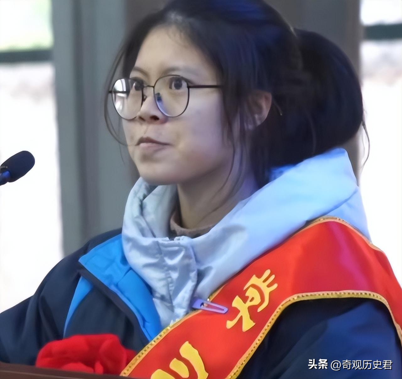 被骂惨的高三誓师女孩,高考“誓师女孩”持续遭网暴