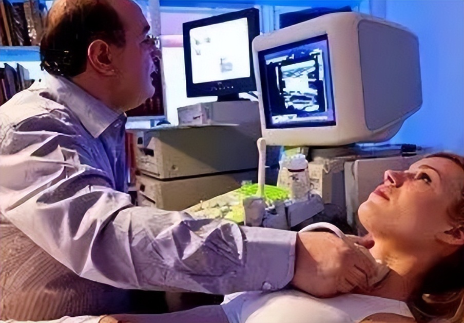 颈动脉b超查哪个部位,颈动脉B超