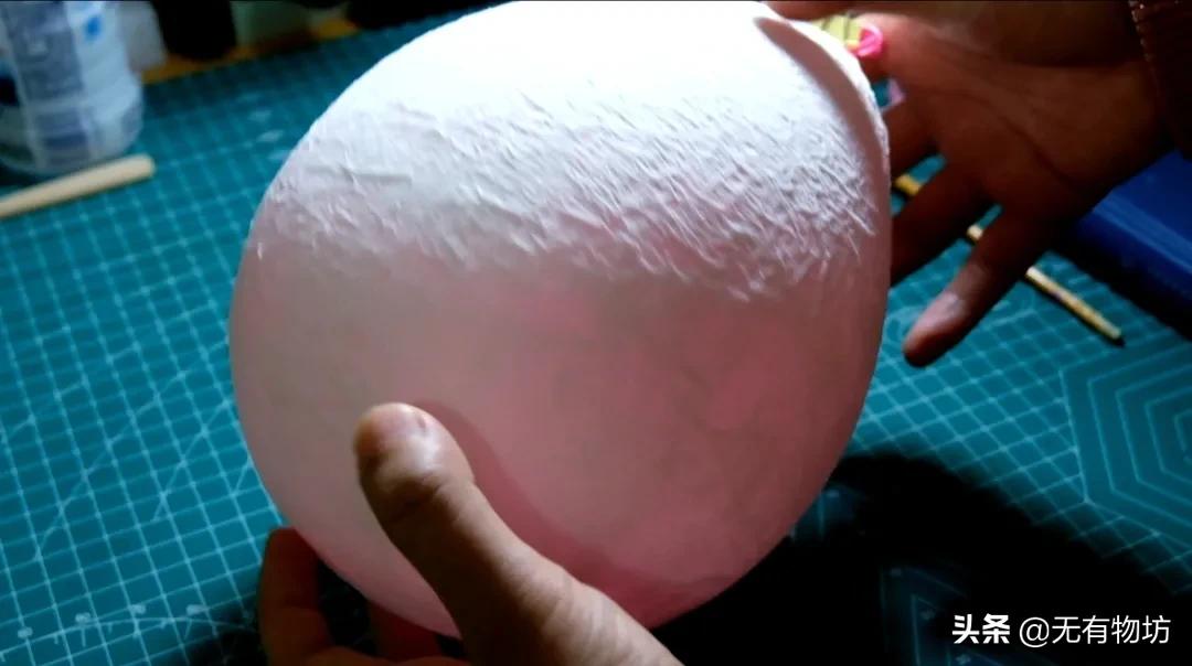 该怎么用纸做虎年灯笼,以虎年为主题的精美灯笼教程