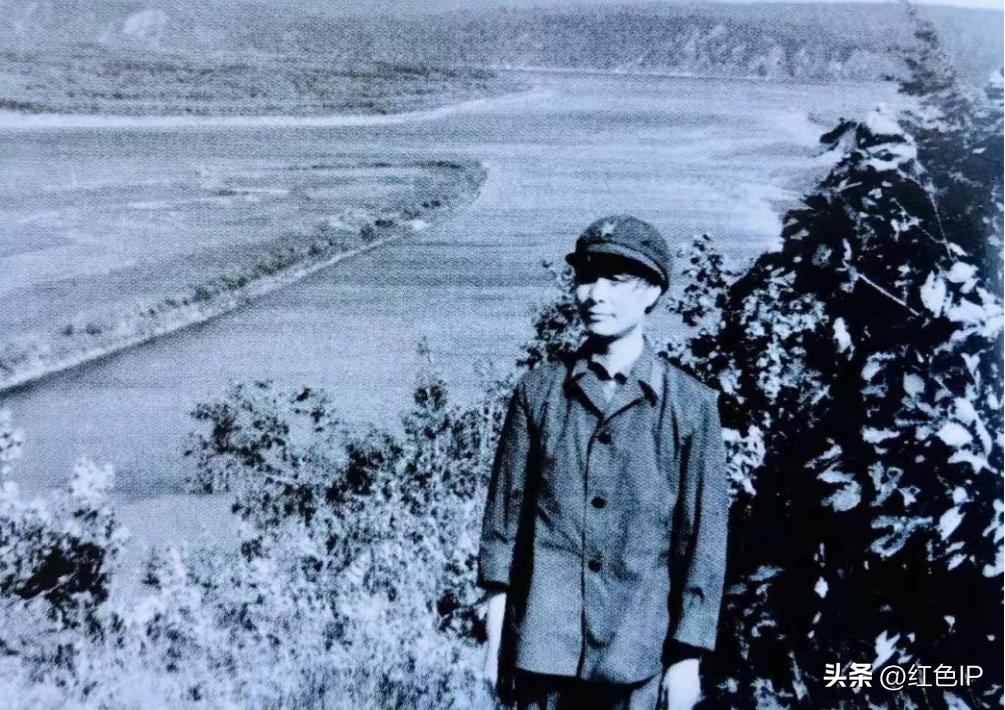 外交官穿衣风格,外交官的衣服是谁搭配的